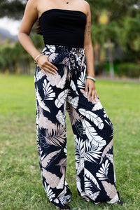 Paradise Ruffled Waist Pant